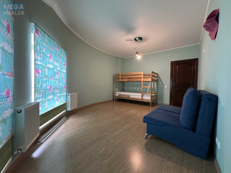 Продаж дома, 3 поверху, 198 кв.м, 4 кімнати, ділянка 5 соток, <a class="location-link" href="/yurevka-selo-kv/" title="Недвижимость Юрівка">Юрівка</a>, Горохівська (Ватутіна), 56 (изображение 9)