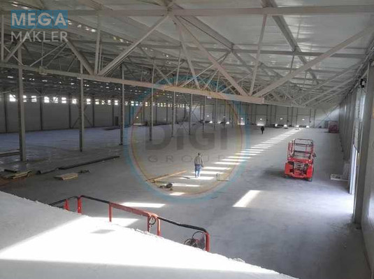 Оренда комерційної нерухомості, 4&nbsp;900&nbsp;кв.м, под склад, <a class="location-link" href="/kiev/" title="Недвижимость Київ">Київ</a>, <a class="location-link" href="/kiev/solomenskij/" title="Недвижимость Солом'янський район">Солом'янський р-н</a>, Народного Ополчения ул. (изображение 4)