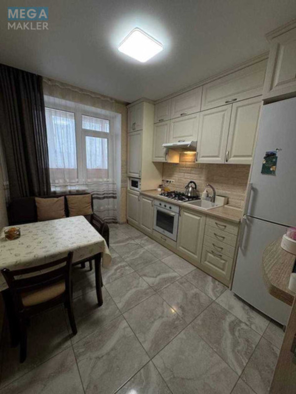 Продаж 1 кімнатної квартири (39,3/15/9), 7 пов. 10 пов. будинку, <a class="location-link" href="/vishnevoe/" title="Недвижимость Вишневе">Вишневе</a>, машинобудівників, 25 (изображение 3)