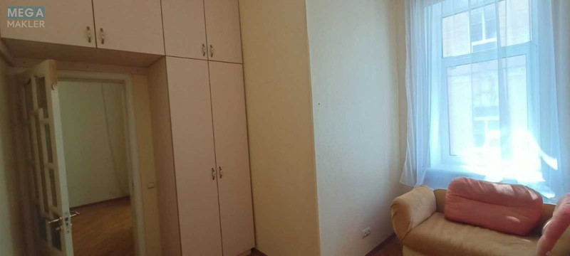 Продаж 2 кімнатної квартири (51/28/14), 3 пов. 4 пов. будинку, <a class="location-link" href="/kiev/" title="Недвижимость Київ">Київ</a>, <a class="location-link" href="/kiev/shevchenkovskij/" title="Недвижимость Шевченківський район">Шевченківський р-н</a>, Тургенєвська вул., 35а (изображение 7)