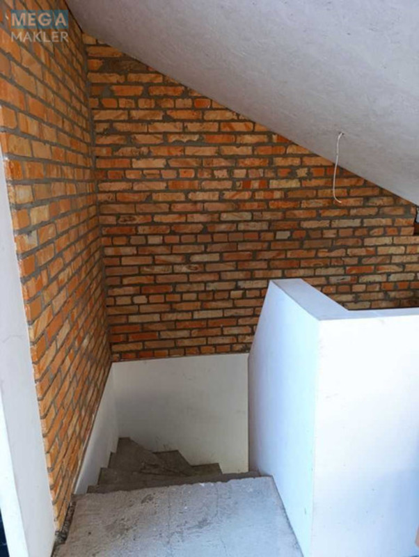 Продаж дома, 3&nbsp;поверху, 120&nbsp;кв.м, 4&nbsp;кімнати, ділянка 1&nbsp;сотка, <a class="location-link" href="/brovary/" title="Недвижимость Бровари">Бровари</a>, Вулиця Павла Чубинського, 71 (изображение 9)