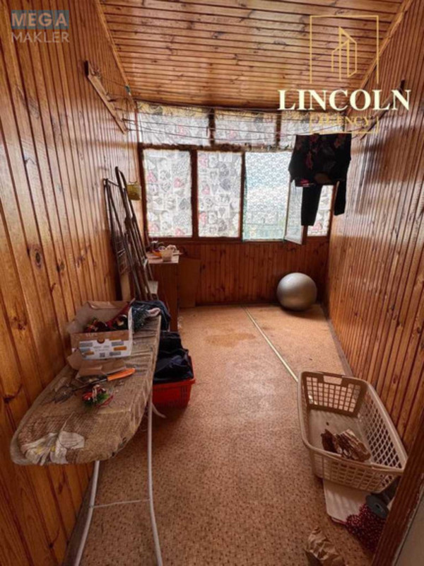 Продаж 3 кімнатної квартири (69/?/7), 10 пов. 12 пов. будинку, <a class="location-link" href="/kiev/" title="Недвижимость Київ">Київ</a>, <a class="location-link" href="/kiev/svyatoshinskij/" title="Недвижимость Святошинський район">Святошинський р-н</a>, Гната Юры ул., 10 (изображение 5)