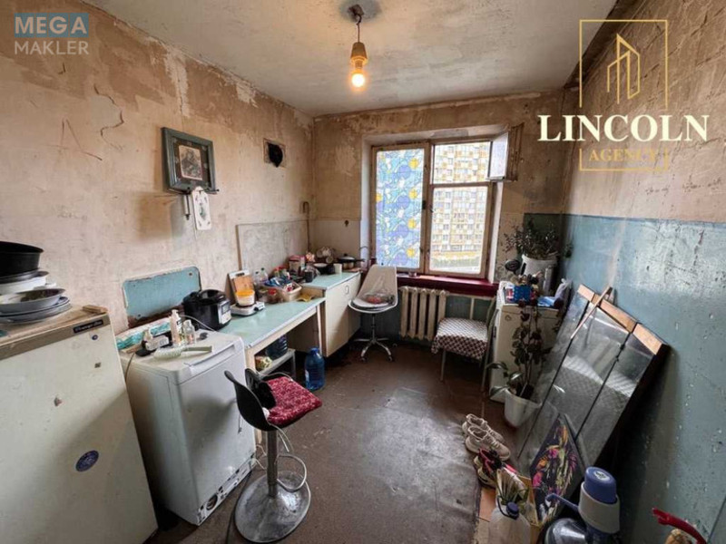 Продаж 3 кімнатної квартири (69/?/10), 9 пов. 9 пов. будинку, <a class="location-link" href="/kiev/" title="Недвижимость Київ">Київ</a>, <a class="location-link" href="/kiev/goloseevskij/" title="Недвижимость Голосіївський район">Голосіївський р-н</a>, Голосеевский просп., 25 (изображение 6)