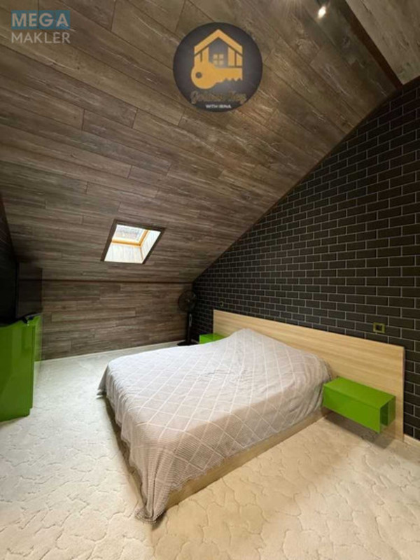 Продаж дома, 2&nbsp;поверху, 400&nbsp;кв.м, 13&nbsp;кімнат, ділянка 12&nbsp;соток, <a class="location-link" href="/petrovskoe-selo-kv-borispolskij-rajon/" title="Недвижимость Петропавлівське">Петропавловское</a>, центральна (изображение 8)