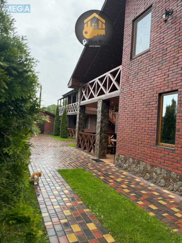 Продаж дома, 2&nbsp;поверху, 400&nbsp;кв.м, 13&nbsp;кімнат, ділянка 12&nbsp;соток, <a class="location-link" href="/petrovskoe-selo-kv-borispolskij-rajon/" title="Недвижимость Петропавлівське">Петропавловское</a>, центральна (изображение 19)