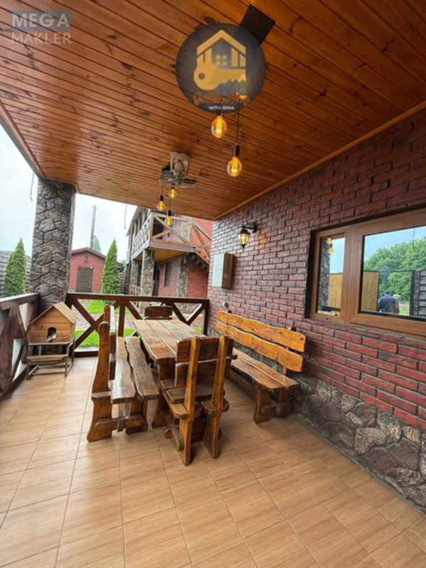 Продаж дома, 2&nbsp;поверху, 400&nbsp;кв.м, 13&nbsp;кімнат, ділянка 12&nbsp;соток, <a class="location-link" href="/petrovskoe-selo-kv-borispolskij-rajon/" title="Недвижимость Петропавлівське">Петропавловское</a>, центральна (изображение 21)