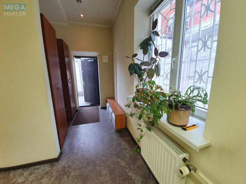 Оренда комерційної нерухомості, 450&nbsp;кв.м, под склад, <a class="location-link" href="/kiev/" title="Недвижимость Київ">Київ</a>, <a class="location-link" href="/kiev/svyatoshinskij/" title="Недвижимость Святошинський район">Святошинський р-н</a>, Академіка Булаховського вул. (изображение 12)