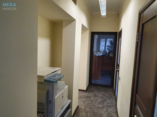 Оренда комерційної нерухомості, 450&nbsp;кв.м, под склад, <a class="location-link" href="/kiev/" title="Недвижимость Київ">Київ</a>, <a class="location-link" href="/kiev/svyatoshinskij/" title="Недвижимость Святошинський район">Святошинський р-н</a>, Академіка Булаховського вул. (изображение 13)