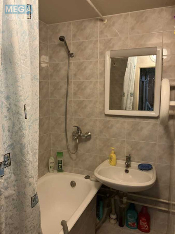 Оренда 1 кімнатної квартири, <a class="location-link" href="/kiev/" title="Недвижимость Київ">Київ</a>, <a class="location-link" href="/kiev/solomenskij/" title="Недвижимость Солом'янський район">Солом'янський р-н</a>, Волгоградская ул., 17 (изображение 8)