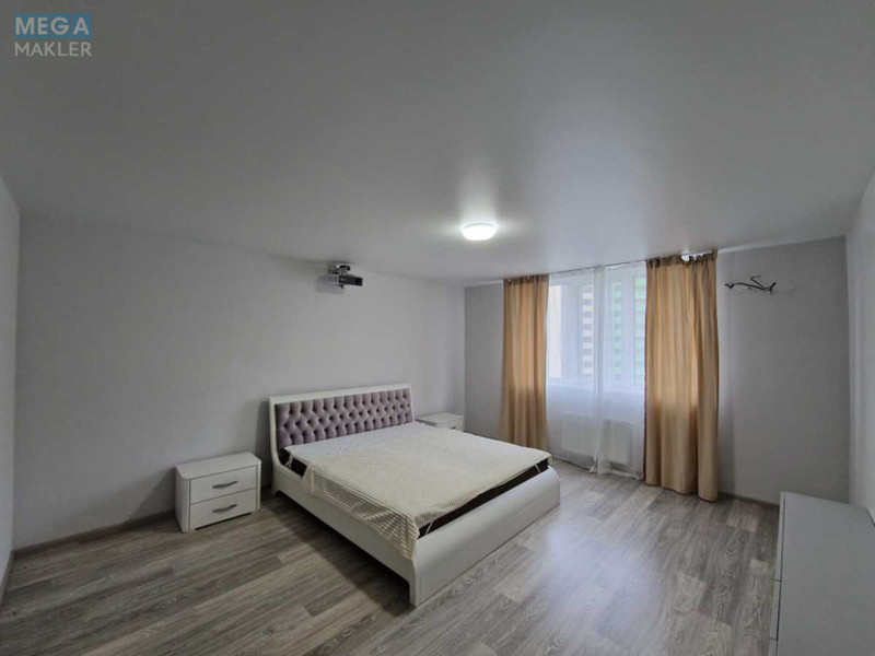 Оренда 3 кімнатної квартири, <a class="location-link" href="/kiev/" title="Недвижимость Київ">Київ</a>, <a class="location-link" href="/kiev/solomenskij/" title="Недвижимость Солом'янський район">Солом'янський р-н</a>, Михаила Максимовича ул., 32а (изображение 4)