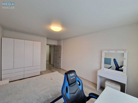 Оренда 3 кімнатної квартири, <a class="location-link" href="/kiev/" title="Недвижимость Київ">Київ</a>, <a class="location-link" href="/kiev/solomenskij/" title="Недвижимость Солом'янський район">Солом'янський р-н</a>, Михаила Максимовича ул., 32а (изображение 12)