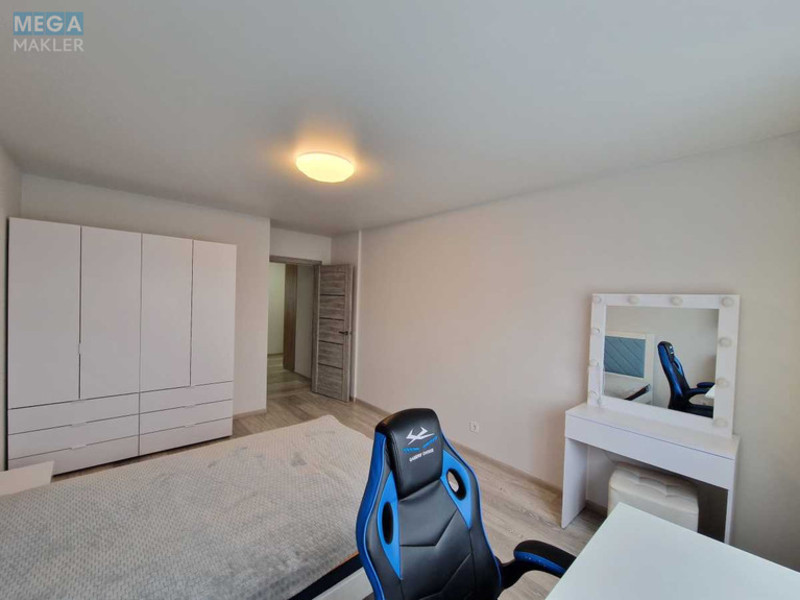 Оренда 3 кімнатної квартири, <a class="location-link" href="/kiev/" title="Недвижимость Київ">Київ</a>, <a class="location-link" href="/kiev/solomenskij/" title="Недвижимость Солом'янський район">Солом'янський р-н</a>, Михаила Максимовича ул., 32а (изображение 12)