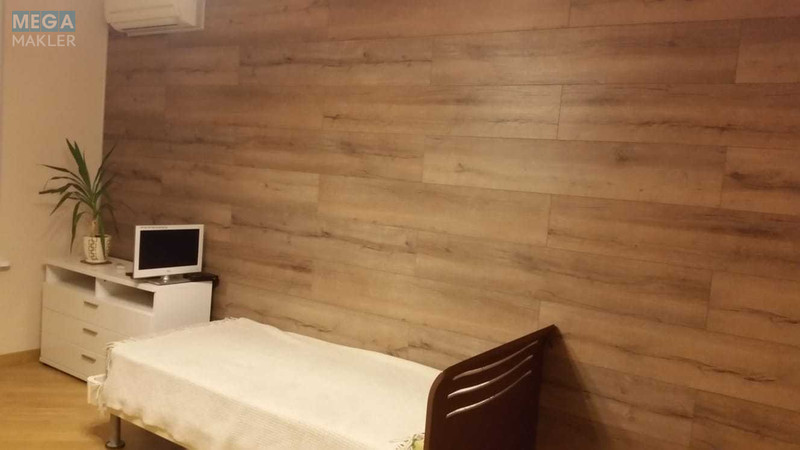 Оренда 3 кімнатної квартири, <a class="location-link" href="/kiev/" title="Недвижимость Київ">Київ</a>, <a class="location-link" href="/kiev/shevchenkovskij/" title="Недвижимость Шевченківський район">Шевченківський р-н</a>, Герцена вул., 17-25 (изображение 8)