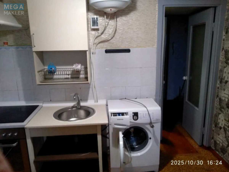 Оренда 1 кімнатної квартири, <a class="location-link" href="/kiev/" title="Недвижимость Київ">Київ</a>, <a class="location-link" href="/kiev/podolskij/" title="Недвижимость Подільський район">Подільський р-н</a>, Георгия Гонгадзе просп., 1/102 (изображение 5)