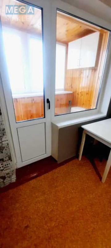 Оренда 1 кімнатної квартири, <a class="location-link" href="/kiev/" title="Недвижимость Київ">Київ</a>, <a class="location-link" href="/kiev/podolskij/" title="Недвижимость Подільський район">Подільський р-н</a>, Георгия Гонгадзе просп., 1/102 (изображение 6)