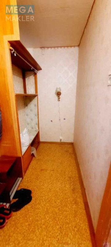 Оренда 1 кімнатної квартири, <a class="location-link" href="/kiev/" title="Недвижимость Київ">Київ</a>, <a class="location-link" href="/kiev/podolskij/" title="Недвижимость Подільський район">Подільський р-н</a>, Георгия Гонгадзе просп., 1/102 (изображение 10)