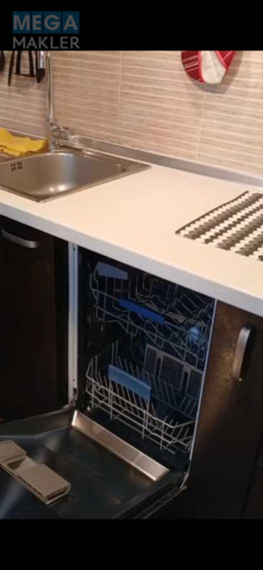 Оренда 3 кімнатної квартири, <a class="location-link" href="/kiev/" title="Недвижимость Київ">Київ</a>, <a class="location-link" href="/kiev/dneprovskij/" title="Недвижимость Дніпровський район">Дніпровський р-н</a>, Русанівський бульв., 11 (изображение 7)