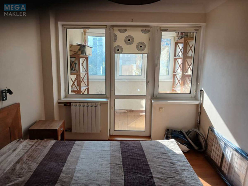 Оренда 3 кімнатної квартири, <a class="location-link" href="/kiev/" title="Недвижимость Київ">Київ</a>, <a class="location-link" href="/kiev/dneprovskij/" title="Недвижимость Дніпровський район">Дніпровський р-н</a>, Русанівський бульв., 11 (изображение 20)