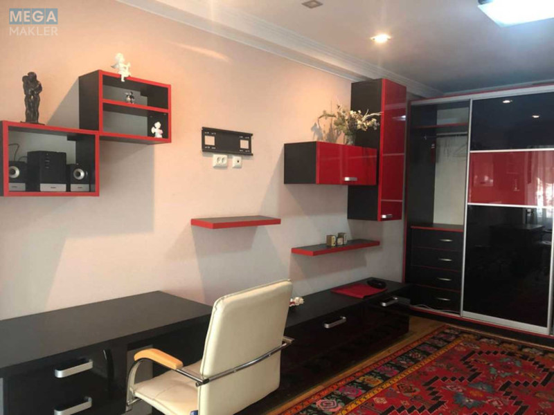 Оренда 1 кімнатної квартири, <a class="location-link" href="/kiev/" title="Недвижимость Київ">Київ</a>, <a class="location-link" href="/kiev/svyatoshinskij/" title="Недвижимость Святошинський район">Святошинський р-н</a>, Берестейський просп., 127 (изображение 3)