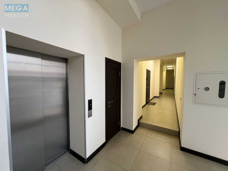 Оренда комерційної нерухомості, 58,80&nbsp;кв.м, под офис, <a class="location-link" href="/kiev/" title="Недвижимость Київ">Київ</a>, <a class="location-link" href="/kiev/shevchenkovskij/" title="Недвижимость Шевченківський район">Шевченківський р-н</a>, Глубочицкая ул., 17 (изображение 10)