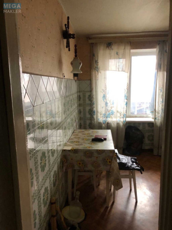 Продаж 3 кімнатної квартири (71,3/?/7,5), 4 пов. 9 пов. будинку, <a class="location-link" href="/kiev/" title="Недвижимость Київ">Київ</a>, <a class="location-link" href="/kiev/darnickij/" title="Недвижимость Дарницький район">Дарницький р-н</a>, Вереснева ул., 12а (изображение 7)