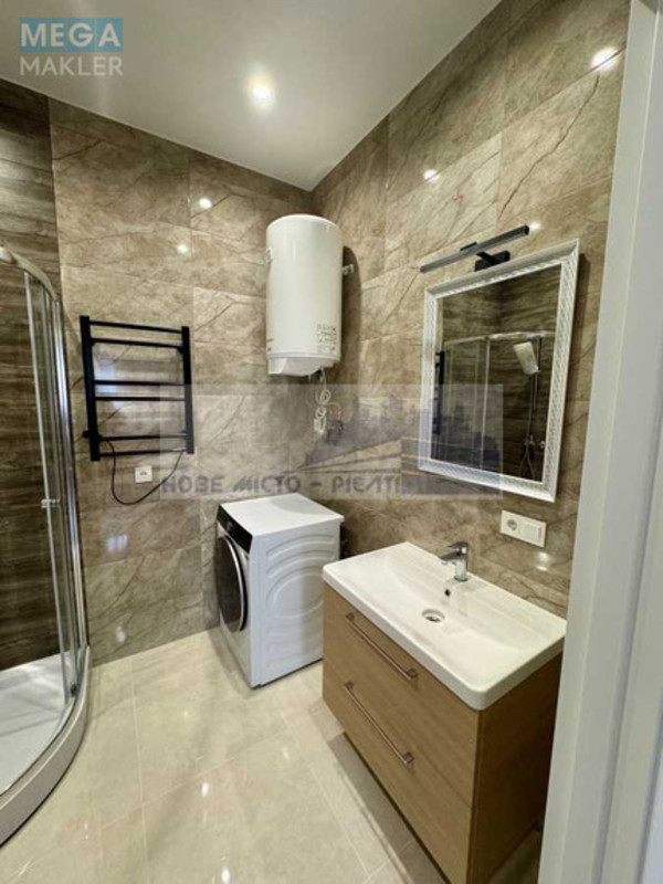 Оренда дома, <a class="location-link" href="/kiev/" title="Недвижимость Київ">Київ</a>, <a class="location-link" href="/kiev/darnickij/" title="Недвижимость Дарницький район">Дарницький р-н</a>, 62-я Садовая ул., 30 (изображение 5)