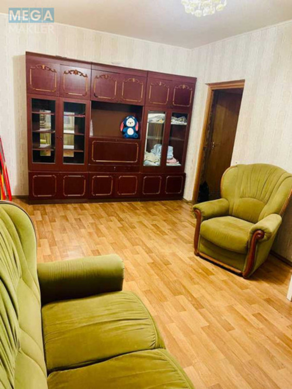 Оренда 2 кімнатної квартири, <a class="location-link" href="/kiev/" title="Недвижимость Київ">Київ</a>, <a class="location-link" href="/kiev/podolskij/" title="Недвижимость Подільський район">Подільський р-н</a>, Георгия Гонгадзе просп., 18г (изображение 10)