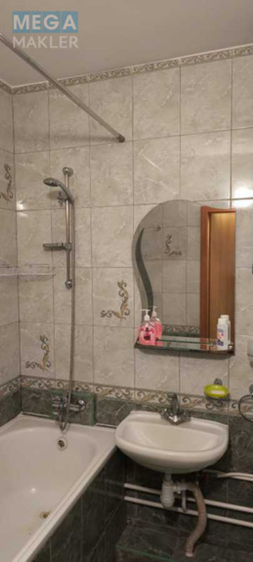 Оренда 1 кімнатної квартири, <a class="location-link" href="/kiev/" title="Недвижимость Київ">Київ</a>, <a class="location-link" href="/kiev/svyatoshinskij/" title="Недвижимость Святошинський район">Святошинський р-н</a>, Олевская ул., 7 (изображение 3)