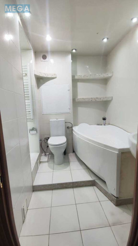 Оренда 2 кімнатної квартири, <a class="location-link" href="/kiev/" title="Недвижимость Київ">Київ</a>, <a class="location-link" href="/kiev/svyatoshinskij/" title="Недвижимость Святошинський район">Святошинський р-н</a>, Феодоры Пушиной ул., 44/50 (изображение 10)