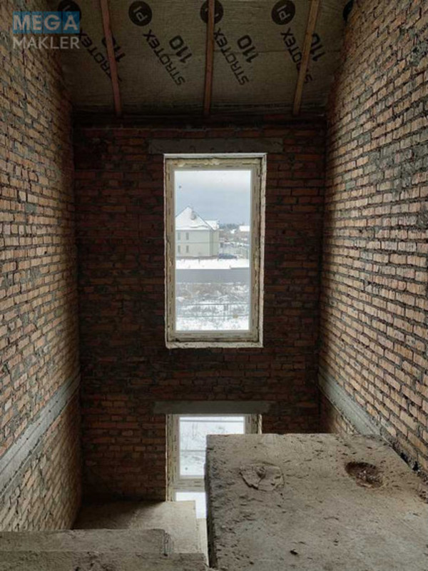 Продаж дома, 3&nbsp;поверху, 175&nbsp;кв.м, 6&nbsp;кімнат, ділянка 2&nbsp;сотки, <a class="location-link" href="/novoselki-selo-kv-kievo-svyatoshinskij-rajon/" title="Недвижимость Новосілки">Новосілки</a>, Молодіжна, 24 (изображение 9)