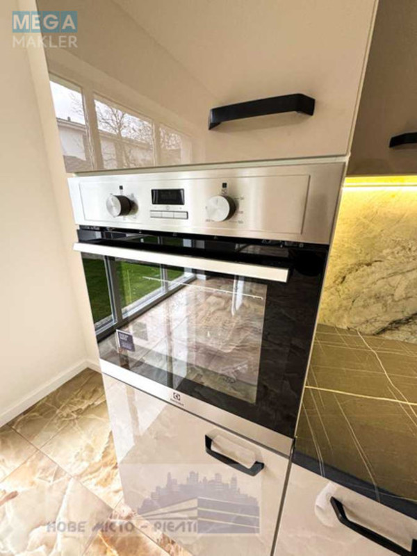 Продаж дома, 2&nbsp;поверху, 165&nbsp;кв.м, 5&nbsp;кімнат, ділянка 5&nbsp;соток, <a class="location-link" href="/kiev/" title="Недвижимость Київ">Київ</a>, <a class="location-link" href="/kiev/darnickij/" title="Недвижимость Дарницький район">Дарницький р-н</a>, 162-я Садовая ул. (изображение 20)