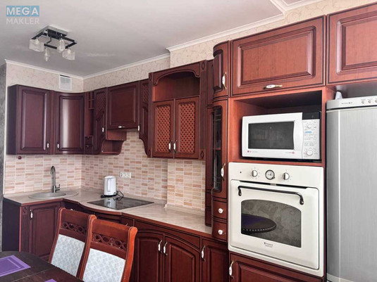 Оренда 2 кімнатної квартири, <a class="location-link" href="/kiev/" title="Недвижимость Київ">Київ</a>, <a class="location-link" href="/kiev/podolskij/" title="Недвижимость Подільський район">Подільський р-н</a>, Наталії Ужвій вул., 12 (изображение 10)