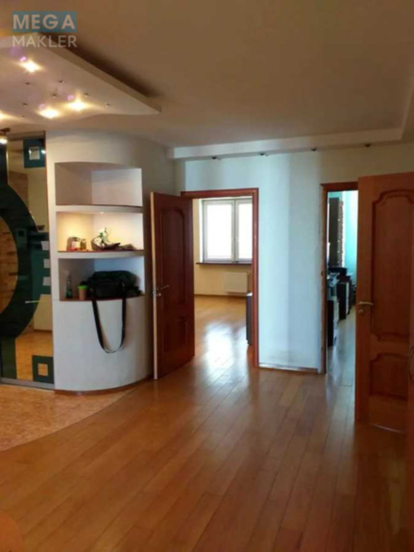 Продаж 3 кімнатної квартири (125/85/23), 7 пов. 9 пов. будинку, <a class="location-link" href="/kiev/" title="Недвижимость Київ">Київ</a>, <a class="location-link" href="/kiev/dneprovskij/" title="Недвижимость Дніпровський район">Дніпровський р-н</a>, Раисы Окипной ул., 4 (изображение 5)