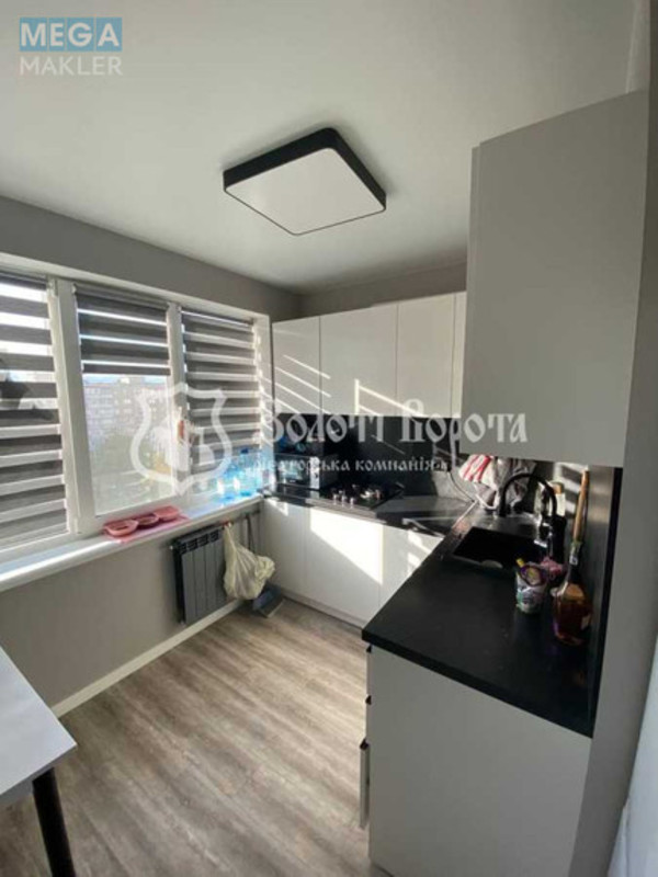 Продаж 3 кімнатної квартири (62/34/9), 9 пов. 9 пов. будинку, <a class="location-link" href="/kiev/" title="Недвижимость Київ">Київ</a>, <a class="location-link" href="/kiev/dneprovskij/" title="Недвижимость Дніпровський район">Дніпровський р-н</a>, Романа Шухевича просп., 10а (изображение 4)