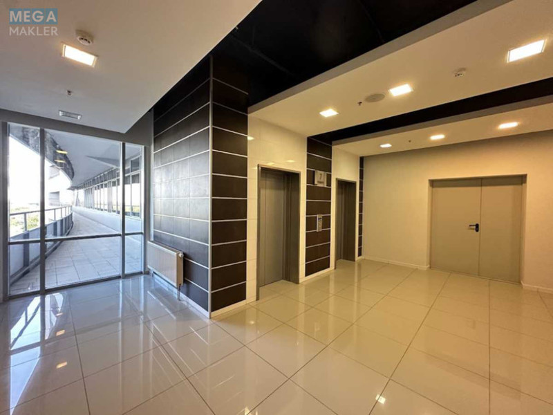 Оренда комерційної нерухомості, 400&nbsp;кв.м, под офис, <a class="location-link" href="/kiev/" title="Недвижимость Київ">Київ</a>, <a class="location-link" href="/kiev/goloseevskij/" title="Недвижимость Голосіївський район">Голосіївський р-н</a>, Столичное шоссе, 103 (изображение 2)