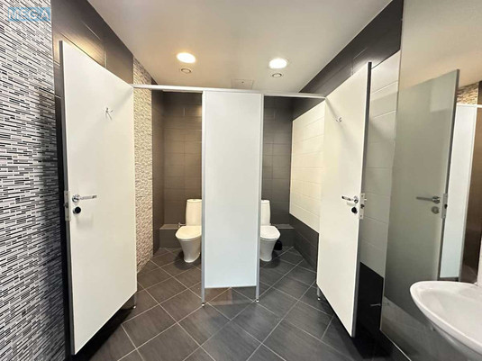 Оренда комерційної нерухомості, 400&nbsp;кв.м, под офис, <a class="location-link" href="/kiev/" title="Недвижимость Київ">Київ</a>, <a class="location-link" href="/kiev/goloseevskij/" title="Недвижимость Голосіївський район">Голосіївський р-н</a>, Столичное шоссе, 103 (изображение 13)