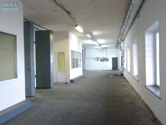 Оренда комерційної нерухомості, 270&nbsp;кв.м, под склад, <a class="location-link" href="/kiev/" title="Недвижимость Київ">Київ</a>, <a class="location-link" href="/kiev/dneprovskij/" title="Недвижимость Дніпровський район">Дніпровський р-н</a>, Дарницкая пл. (изображение 2)