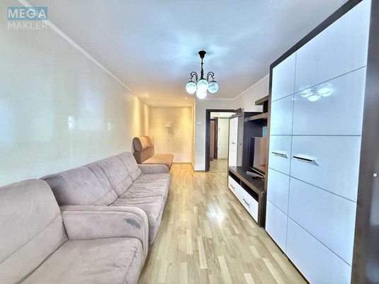 Продаж 1 кімнатної квартири (46,5/18/12,4), 8 пов. 12 пов. будинку, <a class="location-link" href="/kiev/" title="Недвижимость Київ">Київ</a>, <a class="location-link" href="/kiev/darnickij/" title="Недвижимость Дарницький район">Дарницький р-н</a>, Бориспольская ул., 12б (изображение 4)