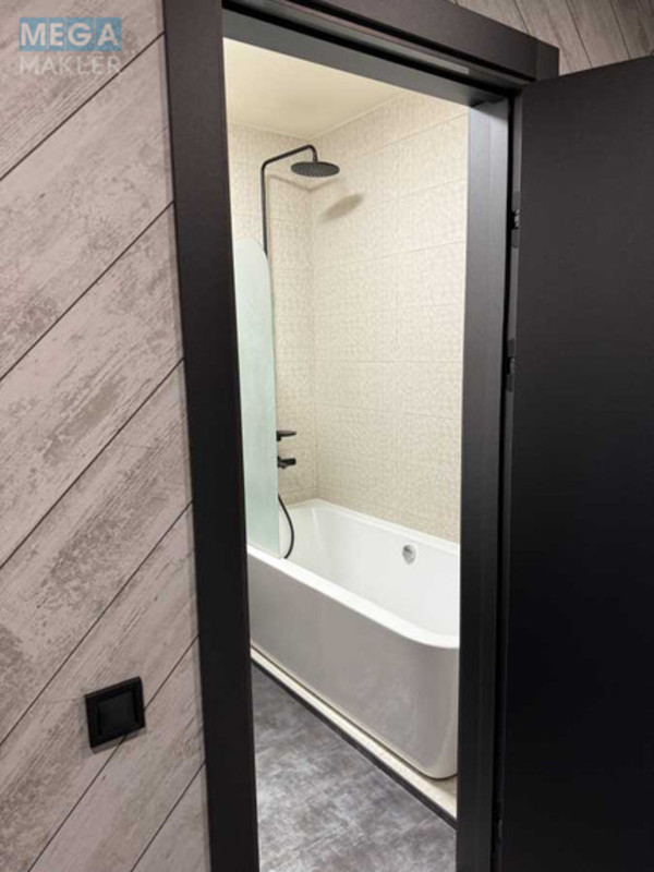 Оренда 1 кімнатної квартири, <a class="location-link" href="/kiev/" title="Недвижимость Київ">Київ</a>, <a class="location-link" href="/kiev/pecherskij/" title="Недвижимость Печерський район">Печерський р-н</a>, Михаила Бойчука ул., 41б (изображение 10)