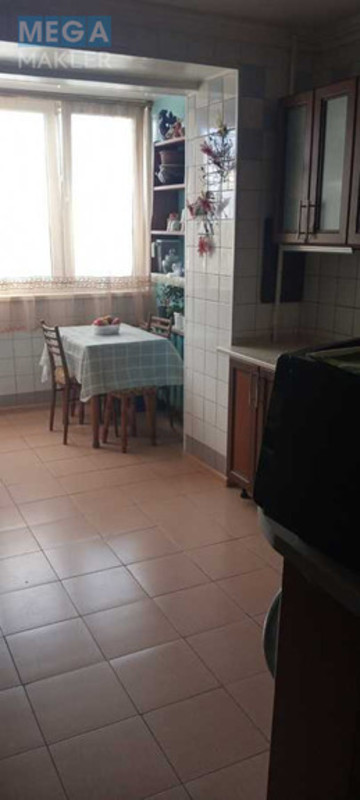 Оренда кімнати (підселення), <a class="location-link" href="/kiev/" title="Недвижимость Київ">Київ</a>, <a class="location-link" href="/kiev/dneprovskij/" title="Недвижимость Дніпровський район">Дніпровський р-н</a>, Сосницька вул., 10 (изображение 2)