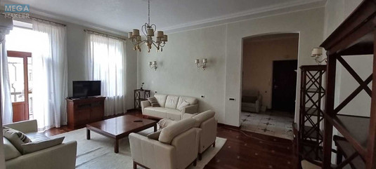 Оренда 2 кімнатної квартири, <a class="location-link" href="/kiev/" title="Недвижимость Київ">Київ</a>, <a class="location-link" href="/kiev/podolskij/" title="Недвижимость Подільський район">Подільський р-н</a>, Андреевский спуск, 2б (изображение 2)