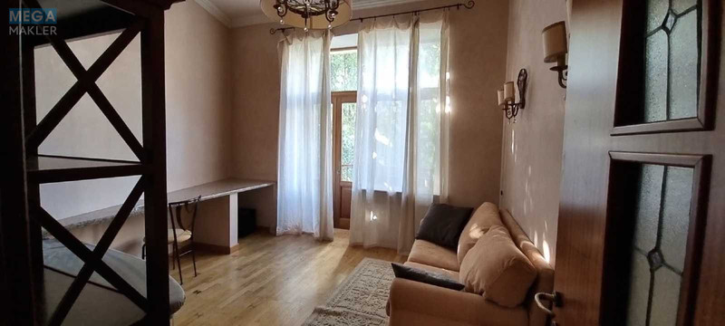 Оренда 2 кімнатної квартири, <a class="location-link" href="/kiev/" title="Недвижимость Київ">Київ</a>, <a class="location-link" href="/kiev/podolskij/" title="Недвижимость Подільський район">Подільський р-н</a>, Андреевский спуск, 2б (изображение 5)