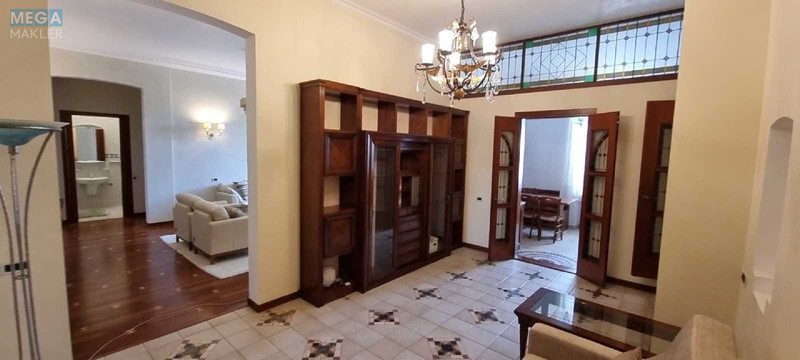 Оренда 2 кімнатної квартири, <a class="location-link" href="/kiev/" title="Недвижимость Київ">Київ</a>, <a class="location-link" href="/kiev/podolskij/" title="Недвижимость Подільський район">Подільський р-н</a>, Андреевский спуск, 2б (изображение 6)