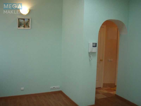 Оренда комерційної нерухомості, 30&nbsp;кв.м, под офис, <a class="location-link" href="/odessa/" title="Недвижимость Одеса">Одеса</a>, <a class="location-link" href="/odessa/primorskij/" title="Недвижимость Приморський район">Приморський р-н</a>, Прохоровская, 7 (изображение 4)