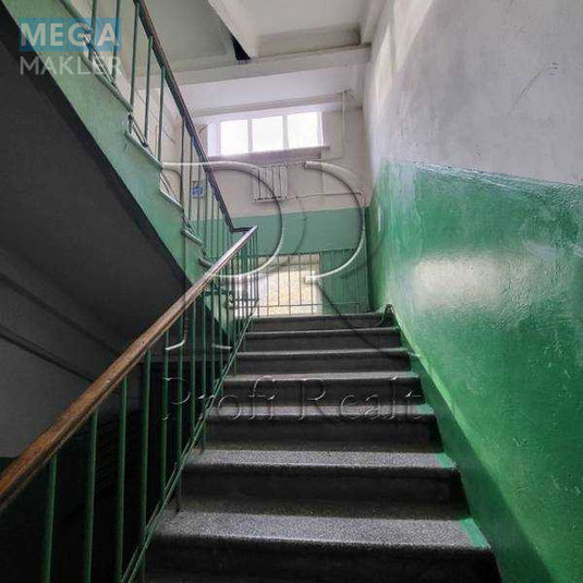 Продаж 2 кімнатної квартири (58/34/9), 3 пов. 5 пов. будинку, <a class="location-link" href="/kiev/" title="Недвижимость Київ">Київ</a>, <a class="location-link" href="/kiev/goloseevskij/" title="Недвижимость Голосіївський район">Голосіївський р-н</a>, Ломоносова вулиця, 75 (изображение 6)