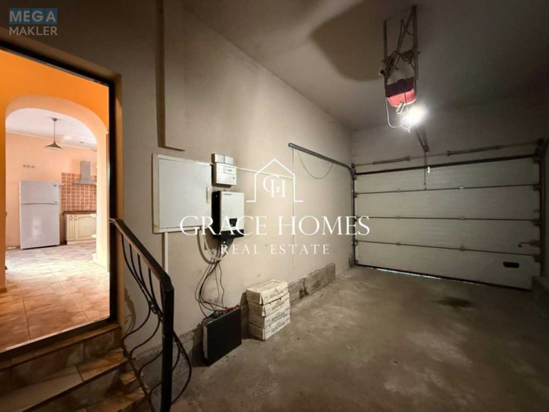 Продаж дома, 3&nbsp;поверху, 260&nbsp;кв.м, 6&nbsp;кімнат, ділянка 5&nbsp;соток, <a class="location-link" href="/kiev/" title="Недвижимость Київ">Київ</a>, <a class="location-link" href="/kiev/darnickij/" title="Недвижимость Дарницький район">Дарницький р-н</a>, 158-я Садовая ул., 52 (изображение 11)