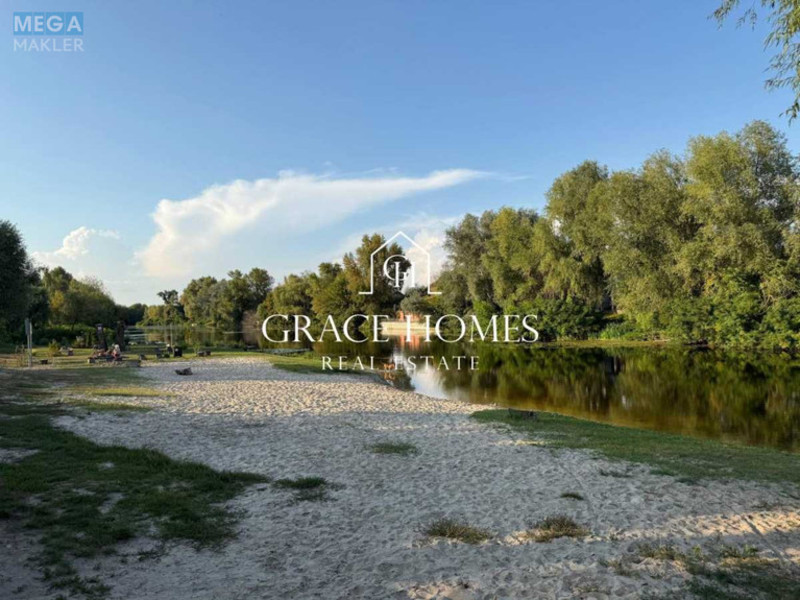 Продаж дома, 3&nbsp;поверху, 260&nbsp;кв.м, 6&nbsp;кімнат, ділянка 5&nbsp;соток, <a class="location-link" href="/kiev/" title="Недвижимость Київ">Київ</a>, <a class="location-link" href="/kiev/darnickij/" title="Недвижимость Дарницький район">Дарницький р-н</a>, 158-я Садовая ул., 52 (изображение 21)