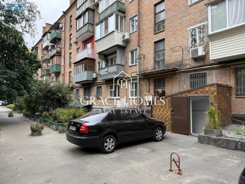 Продаж комерційної нерухомості, 139&nbsp;кв.м, под офис, <a class="location-link" href="/kiev/" title="Недвижимость Київ">Київ</a>, <a class="location-link" href="/kiev/podolskij/" title="Недвижимость Подільський район">Подільський р-н</a>, Константиновская ул., 63/12 (изображение 4)