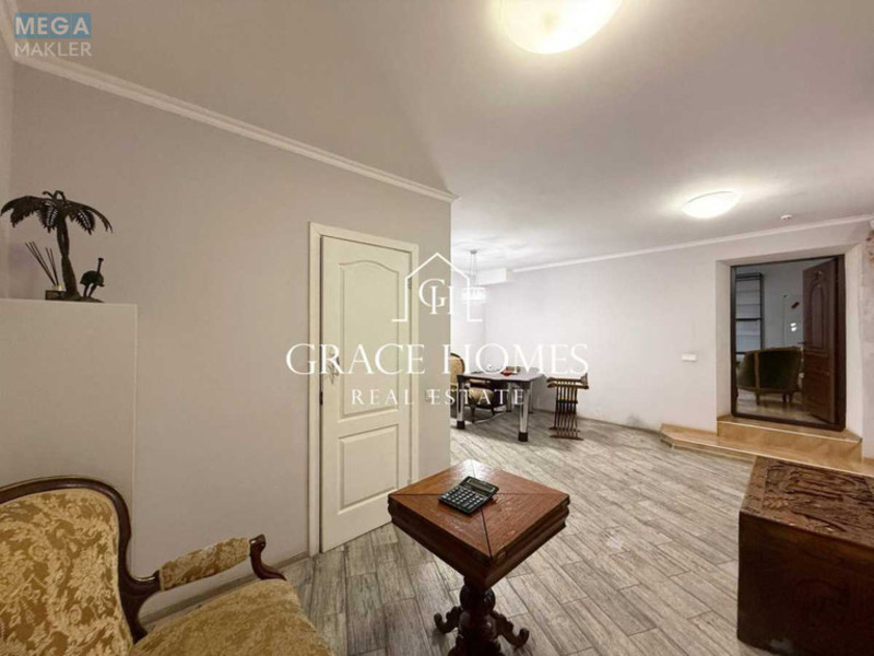 Продаж комерційної нерухомості, 139&nbsp;кв.м, под офис, <a class="location-link" href="/kiev/" title="Недвижимость Київ">Київ</a>, <a class="location-link" href="/kiev/podolskij/" title="Недвижимость Подільський район">Подільський р-н</a>, Константиновская ул., 63/12 (изображение 13)