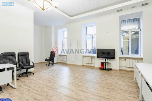 Оренда комерційної нерухомості, 2&nbsp;348,30&nbsp;кв.м, под офис, <a class="location-link" href="/kiev/" title="Недвижимость Київ">Київ</a>, <a class="location-link" href="/kiev/podolskij/" title="Недвижимость Подільський район">Подільський р-н</a>, Контрактовая пл., 10А (изображение 6)